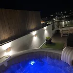 펜션 Azenhas Do Mar Cliffs House 신트라