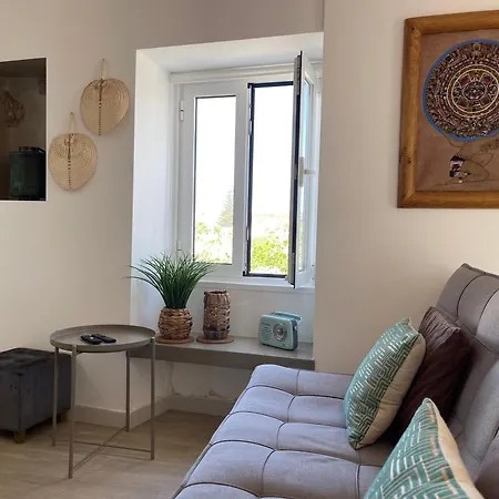 Azenhas Do Mar Cliffs House * Sintra