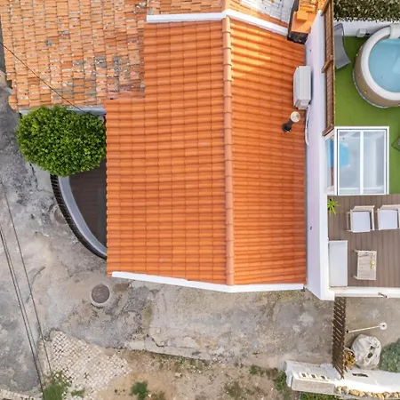 Azenhas Do Mar Cliffs House Sintra